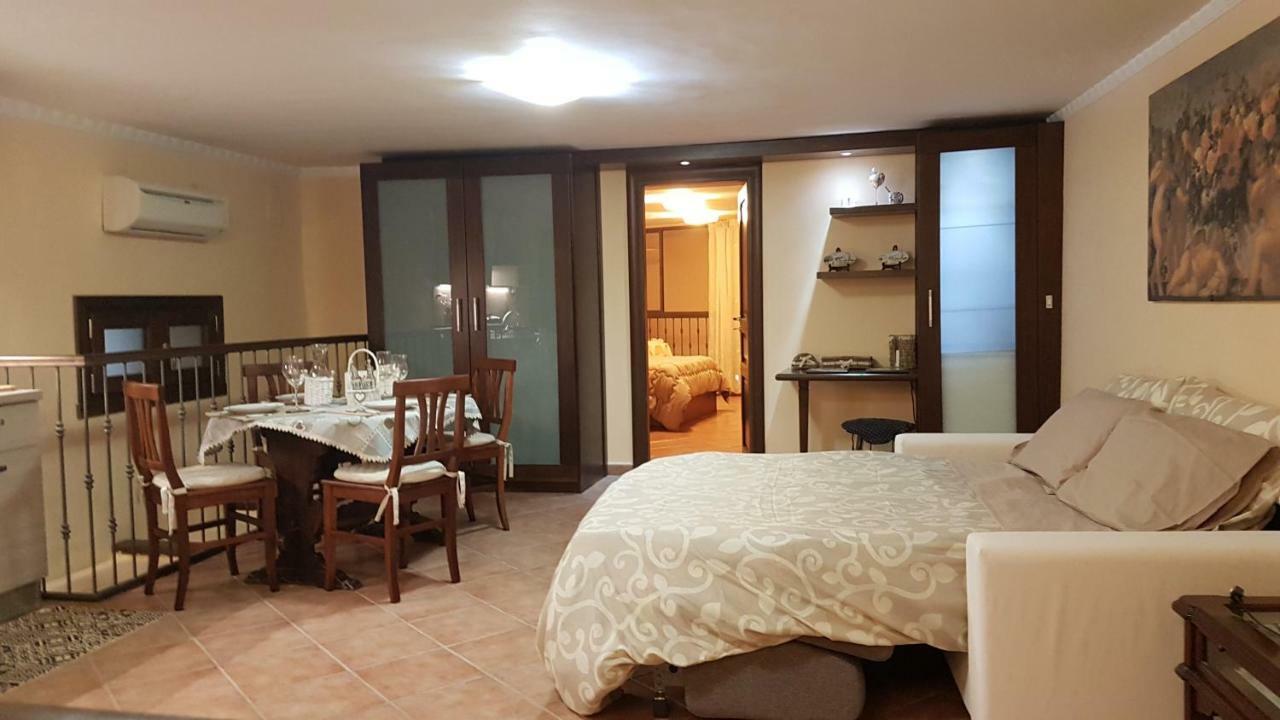 Domus Ugo Appartement *